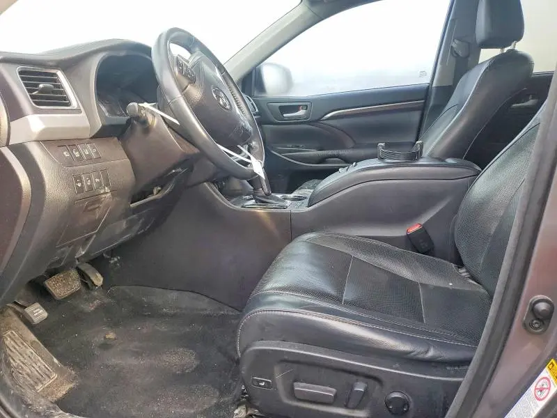 2016 TOYOTA HIGHLANDER HYBRID LIMITED  