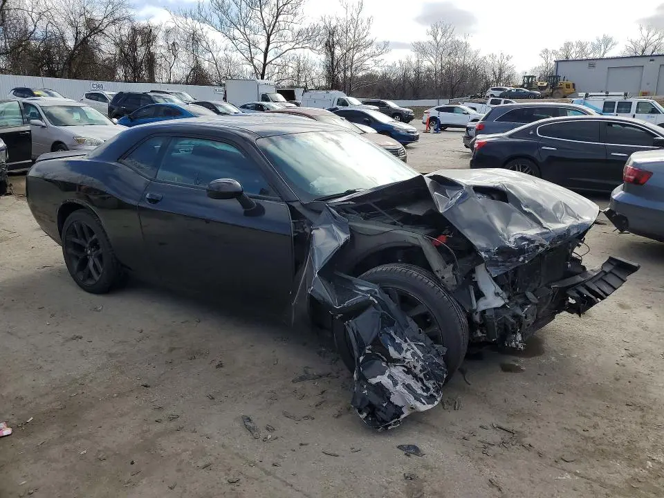 2020 DODGE CHALLENGER SXT  