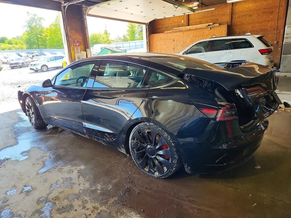 2021 TESLA MODEL 3   