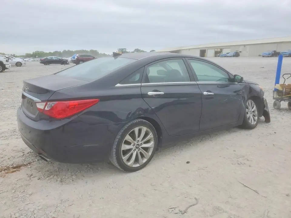 2013 HYUNDAI SONATA SE  