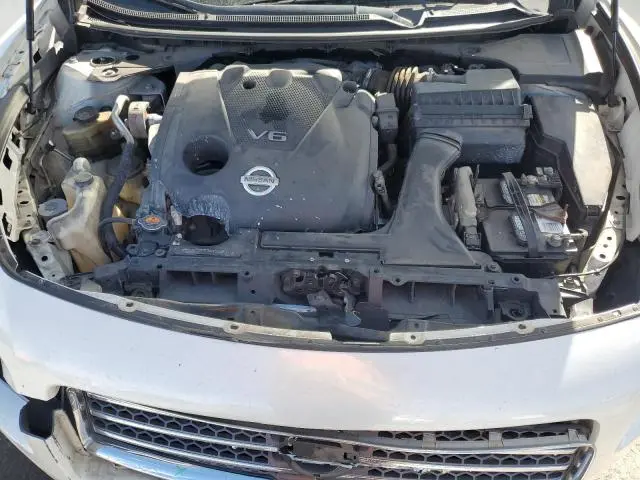 2011 NISSAN MAXIMA S  