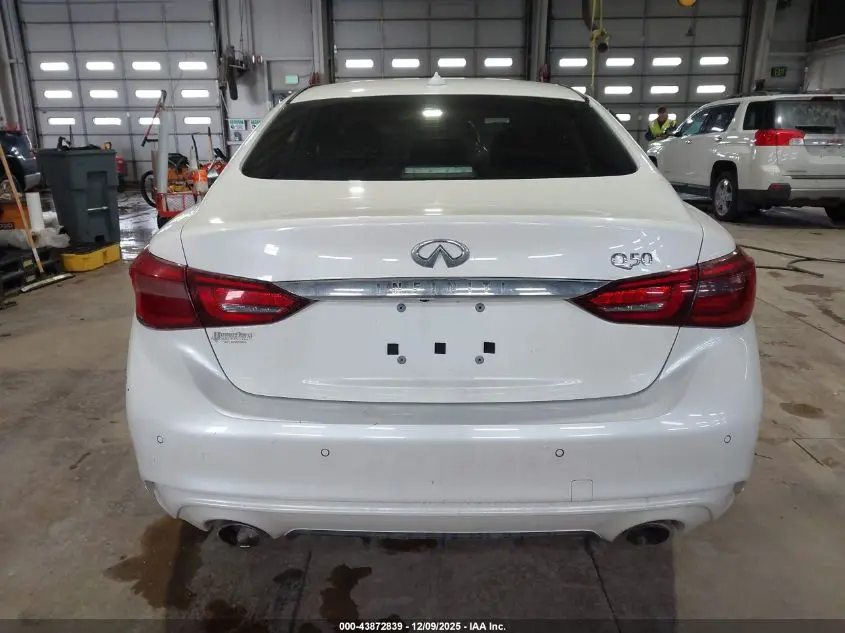 2018 INFINITI Q50 2.0T LUXE