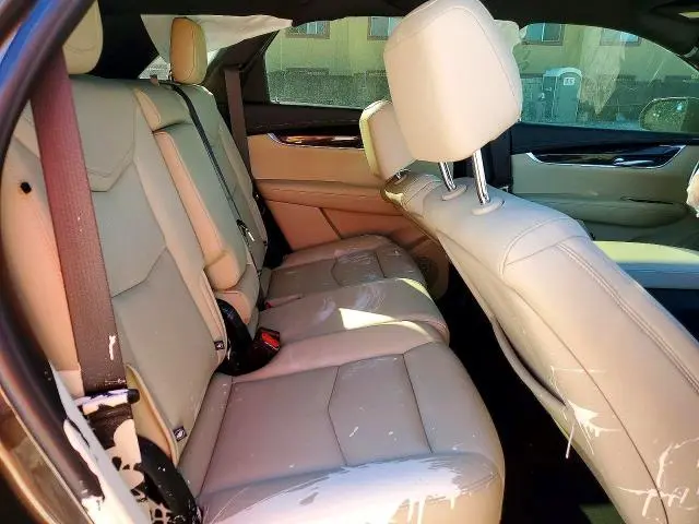 2019 CADILLAC XT5   