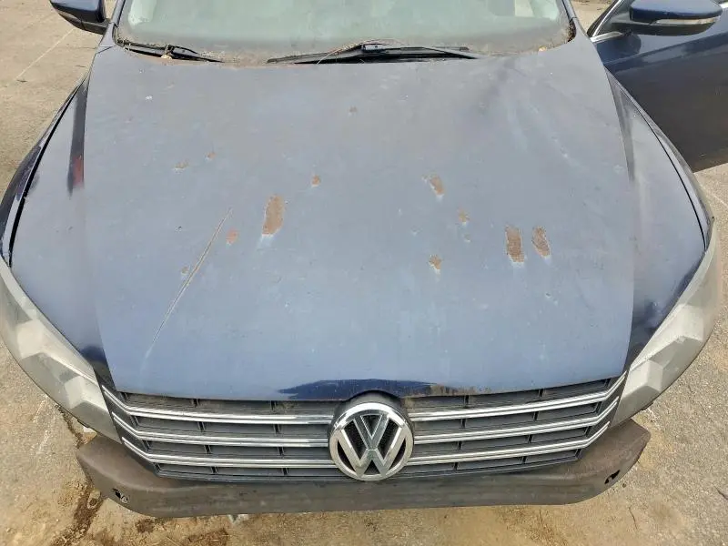 2012 VOLKSWAGEN PASSAT SE  