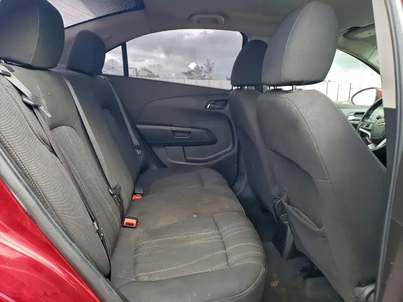 2019 CHEVROLET SONIC LT  