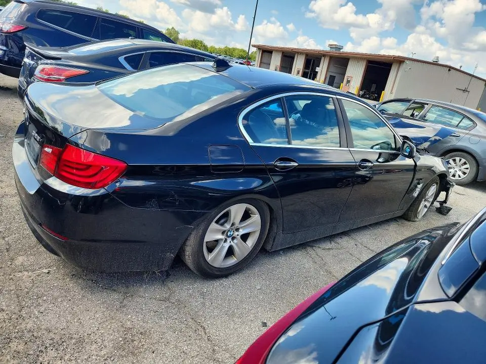 2013 BMW 528 XI  