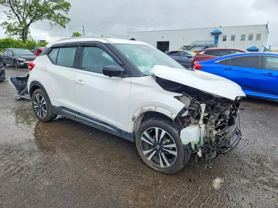 2019 NISSAN KICKS S  