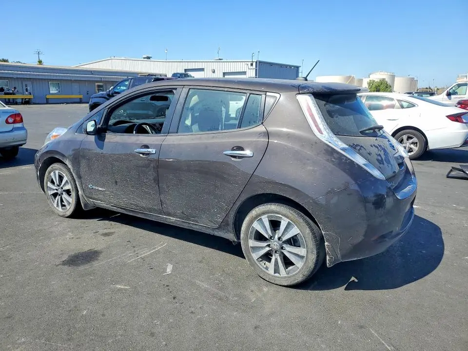 2017 NISSAN LEAF SV  