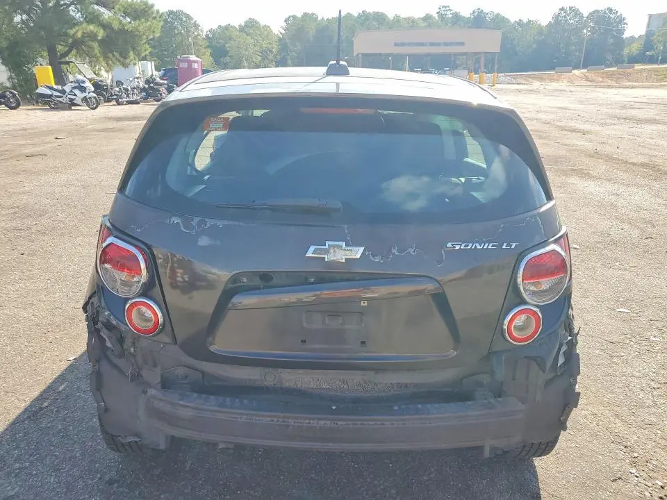2015 CHEVROLET SONIC LT  