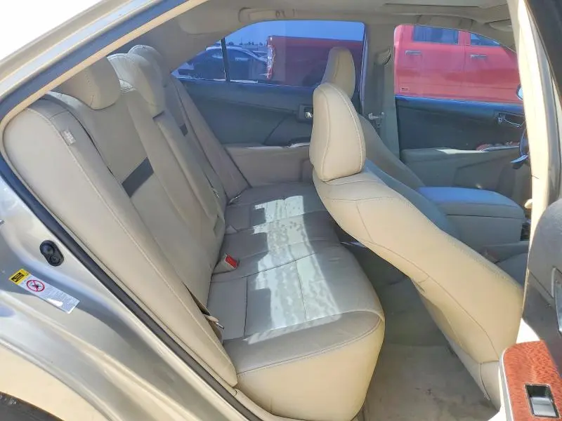 2013 TOYOTA CAMRY XLE  