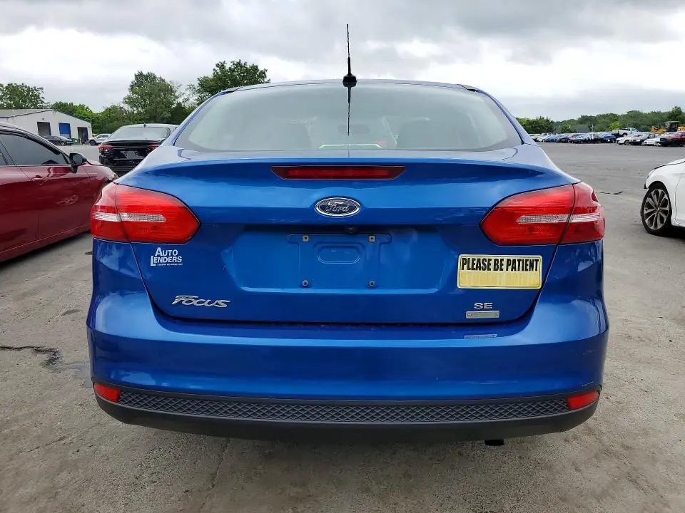 2018 FORD FOCUS SE  
