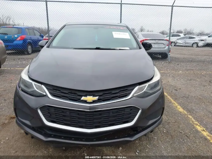 2017 CHEVROLET CRUZE LT AUTO