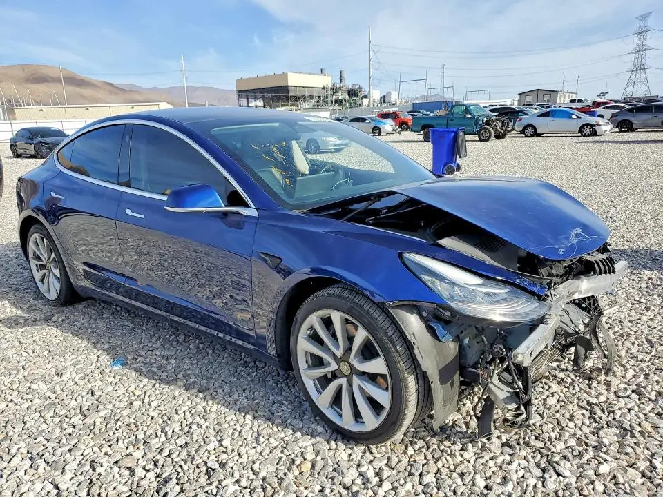2019 TESLA MODEL 3   