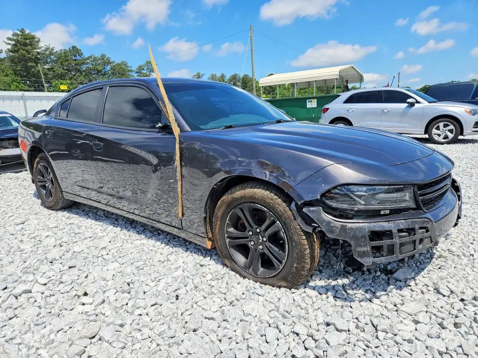 2019 DODGE CHARGER SXT  
