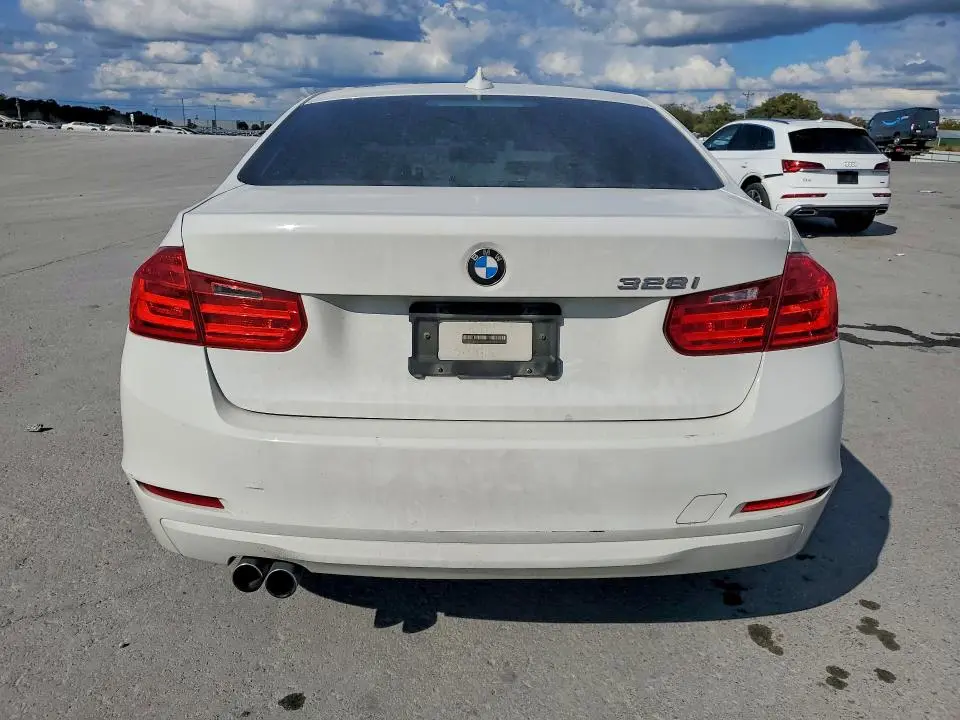 2013 BMW 328 I  