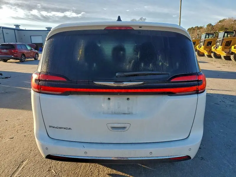 2023 CHRYSLER PACIFICA TOURING  