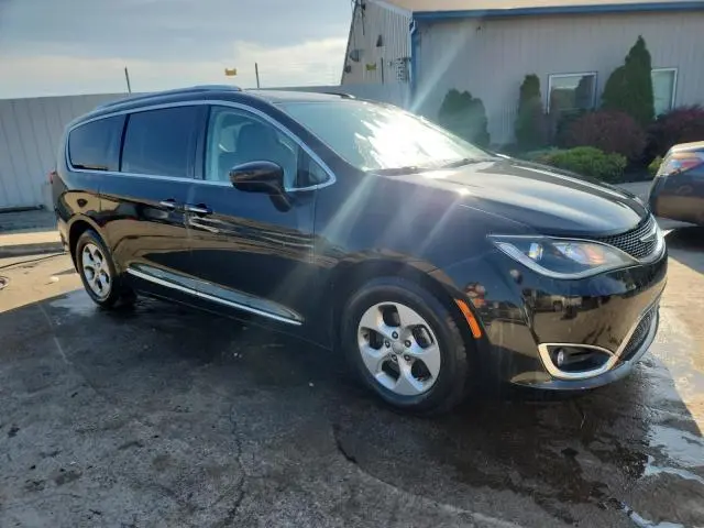 2017 CHRYSLER PACIFICA TOURING L PLUS  