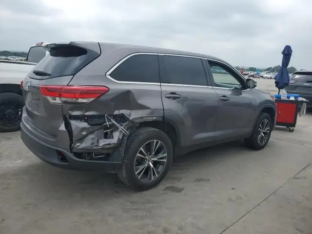 2019 TOYOTA HIGHLANDER LE  