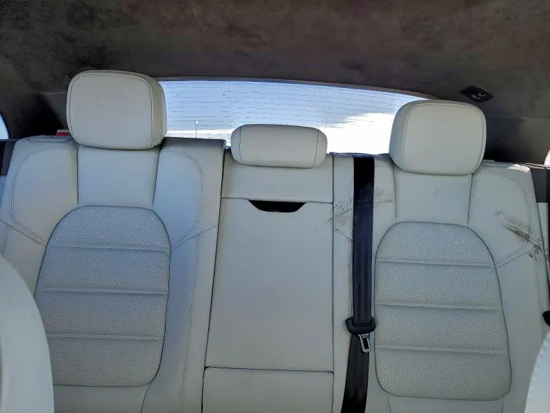 2021 PORSCHE MACAN TURBO  