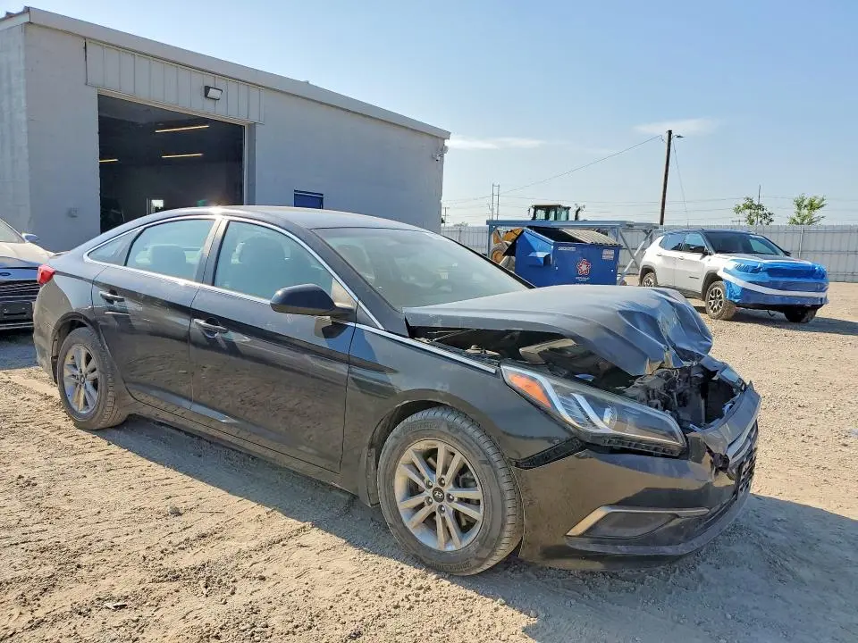 2016 HYUNDAI SONATA SE  