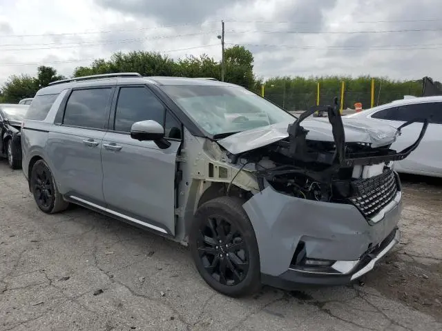 2024 KIA CARNIVAL SX  