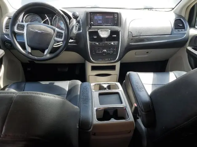 2013 CHRYSLER TOWN & COUNTRY TOURING  