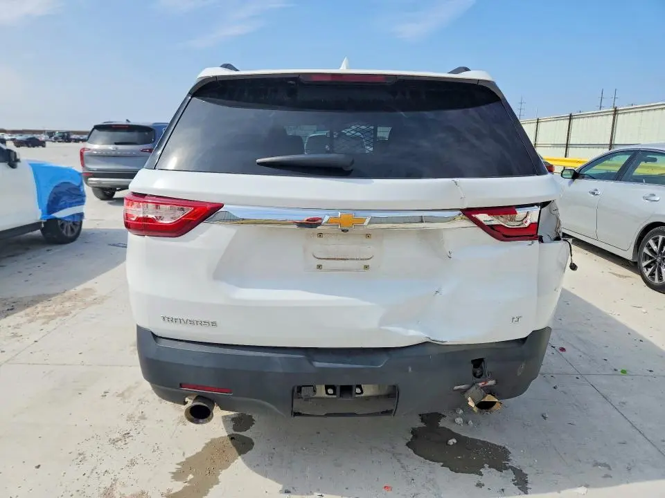 2019 CHEVROLET TRAVERSE LT  