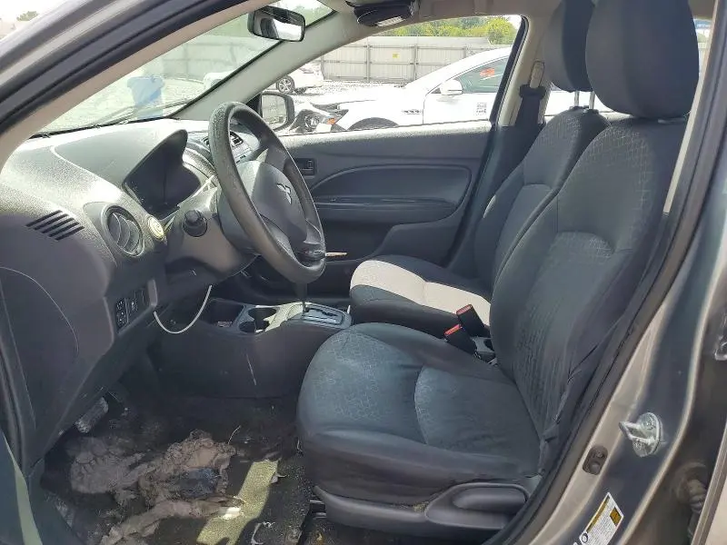 2015 MITSUBISHI MIRAGE DE  