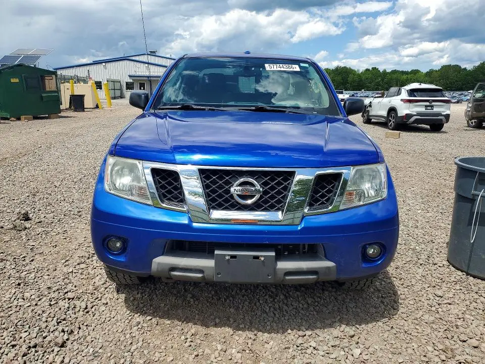 2012 NISSAN FRONTIER S  