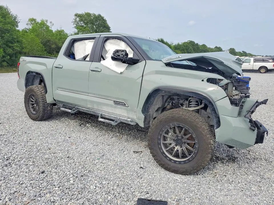 2026 TOYOTA TUNDRA PLATINUM HV  