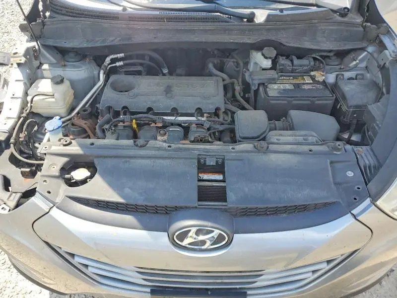 2011 HYUNDAI TUCSON GLS  