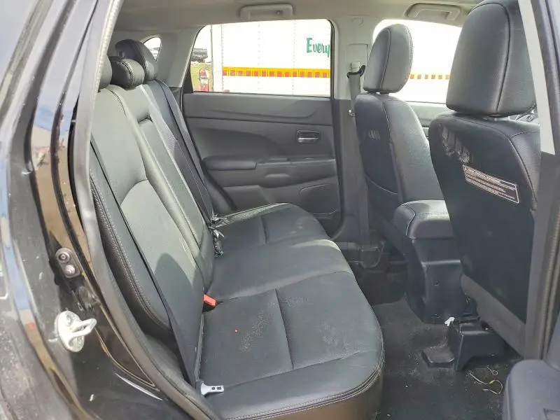 2017 MITSUBISHI RVR SE LIMITED  