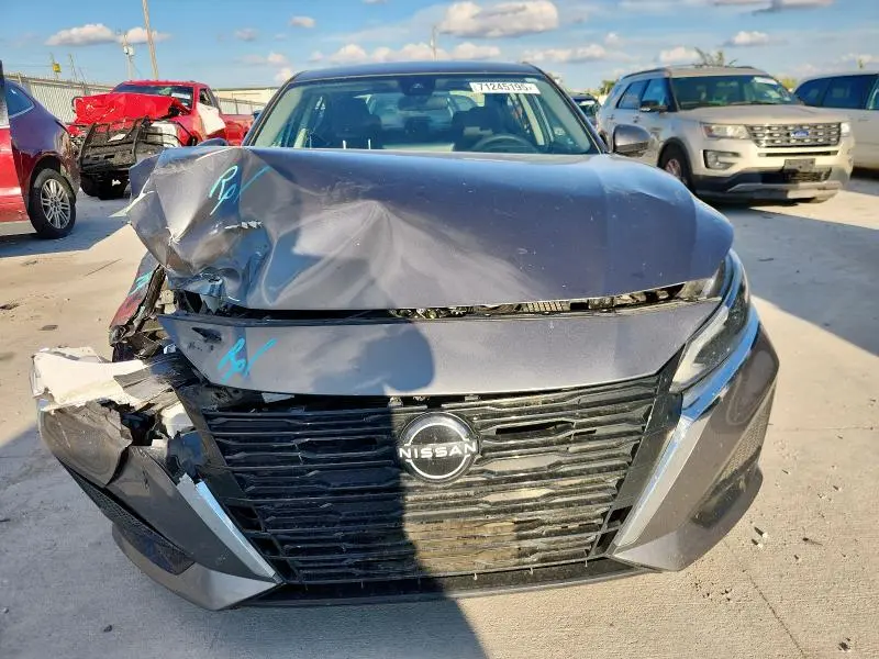 2023 NISSAN ALTIMA SL  