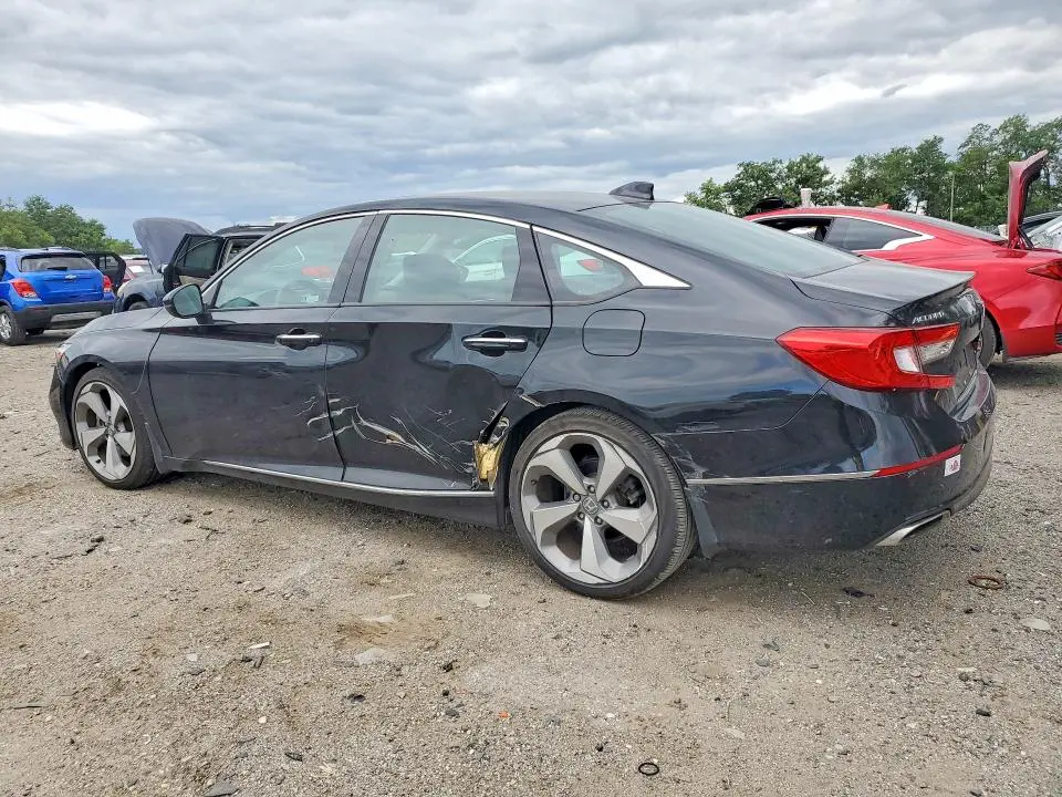 2018 HONDA ACCORD TOURING  
