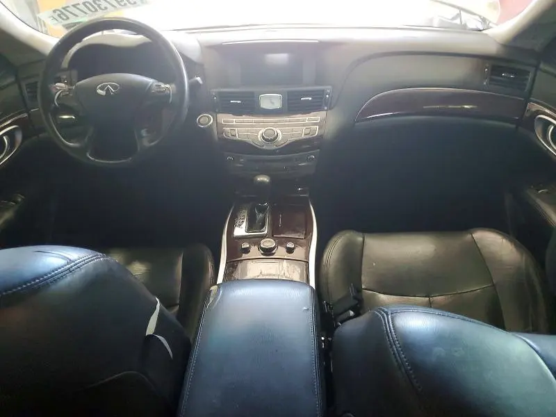2011 INFINITI M37 X  