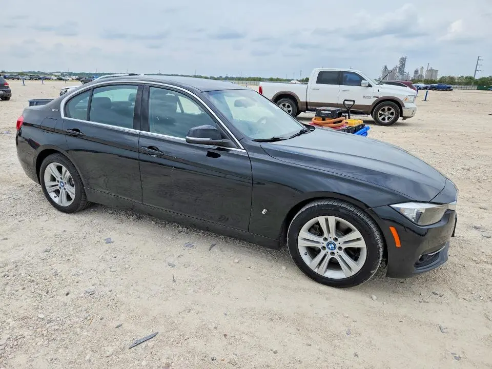 2017 BMW 330E   