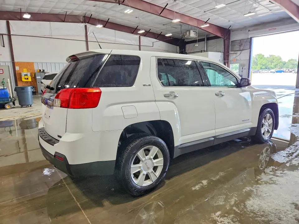 2012 GMC TERRAIN SLE  