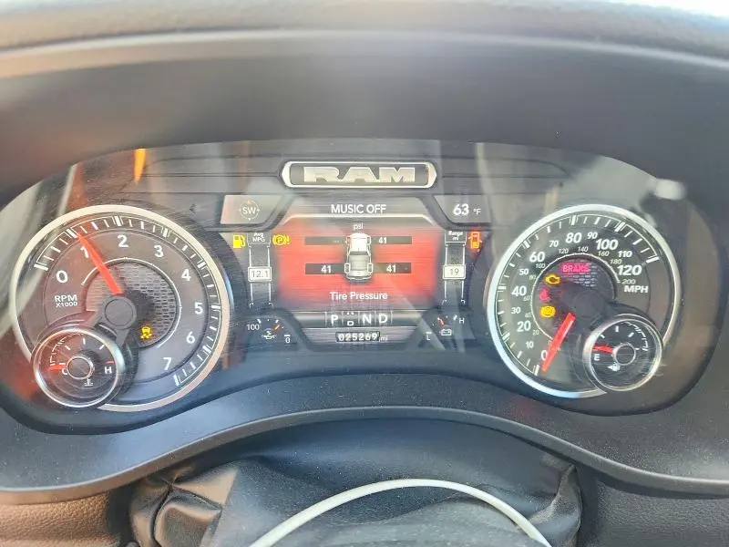 2024 RAM 1500 BIG HORN  