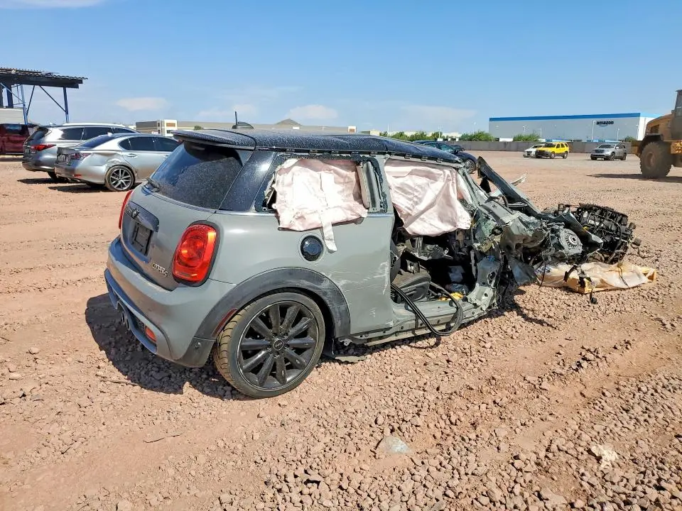2019 MINI COOPER S  