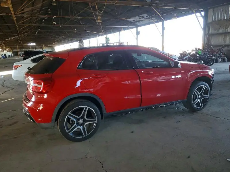 2016 MERCEDES-BENZ GLA 250  
