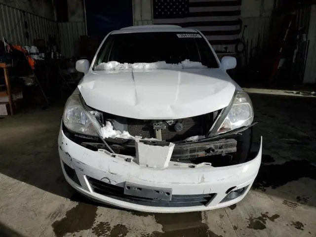 2011 NISSAN VERSA S  