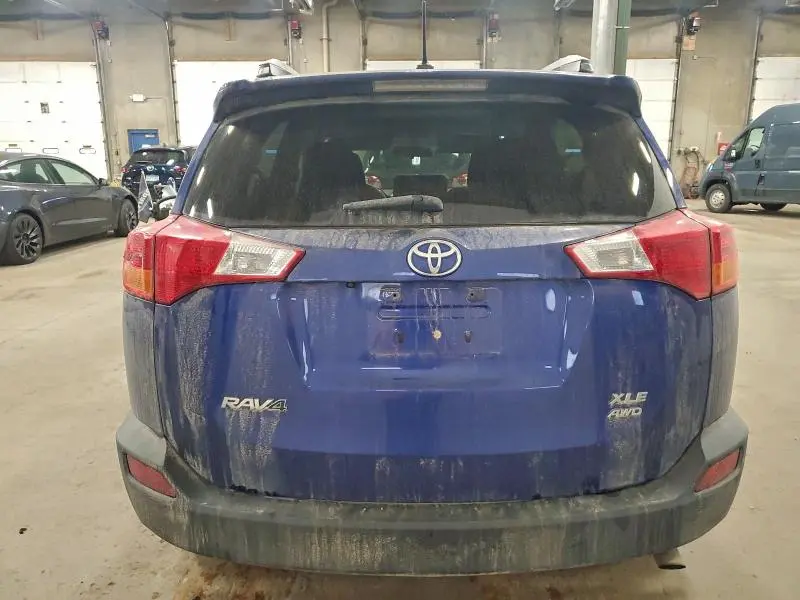 2015 TOYOTA RAV4 XLE  