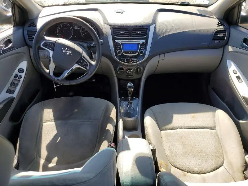2012 HYUNDAI ACCENT SE  