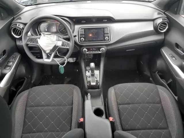 2019 NISSAN KICKS S  
