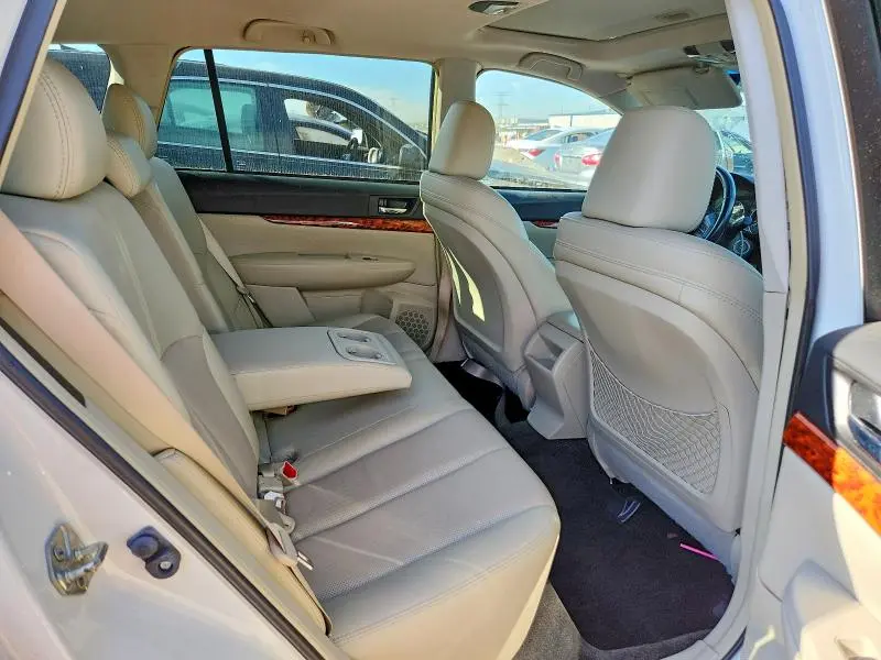 2012 SUBARU OUTBACK 3.6R LIMITED  