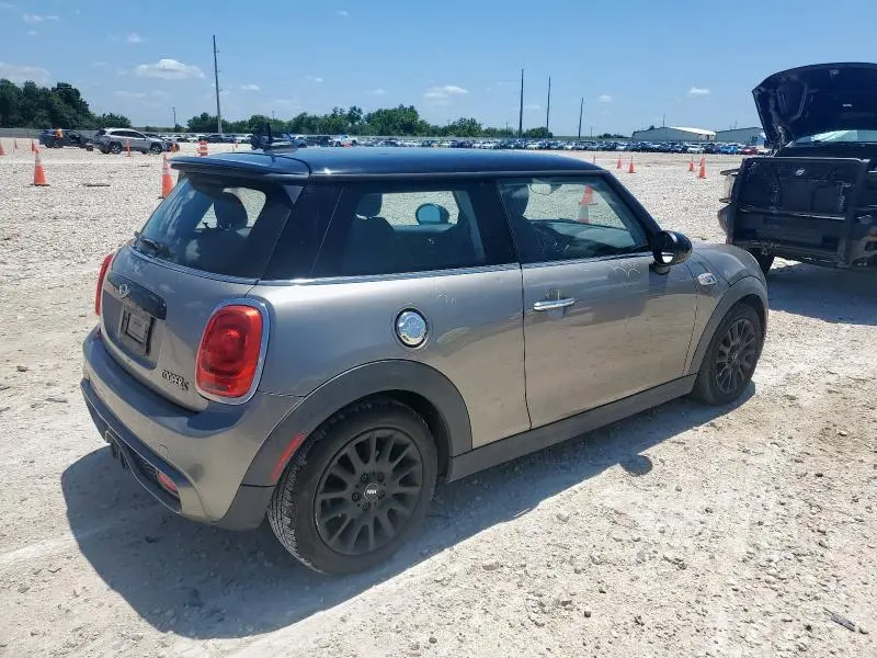 2017 MINI COOPER S  
