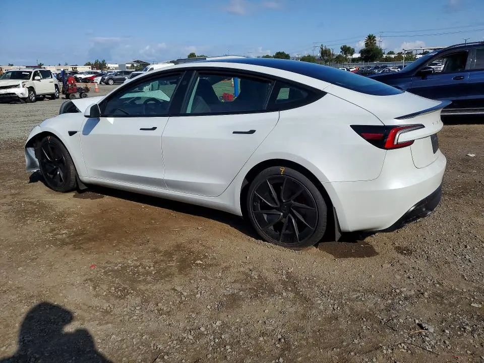 2026 TESLA MODEL 3   