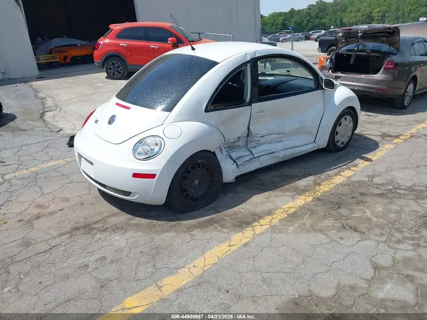 2010 VOLKSWAGEN NEW BEETLE 2.5L