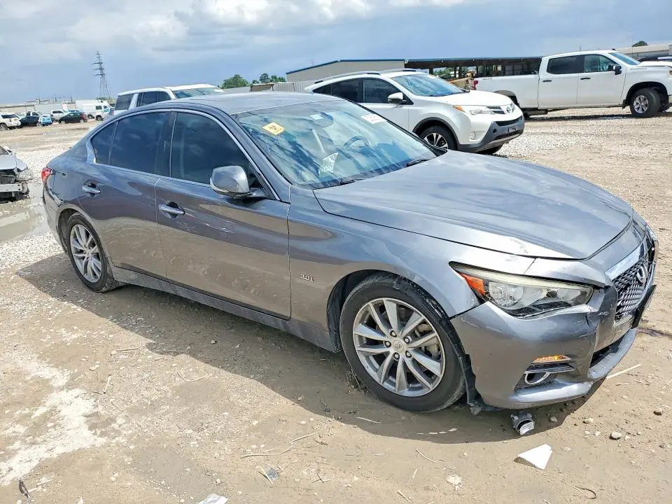 2017 INFINITI Q50   