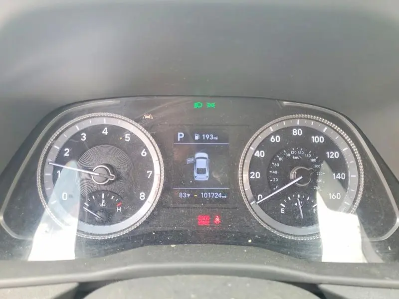 2023 HYUNDAI SONATA SE  